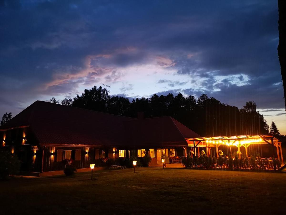 Viesu Nams Vecmuiza Hotel Tūja Exterior foto