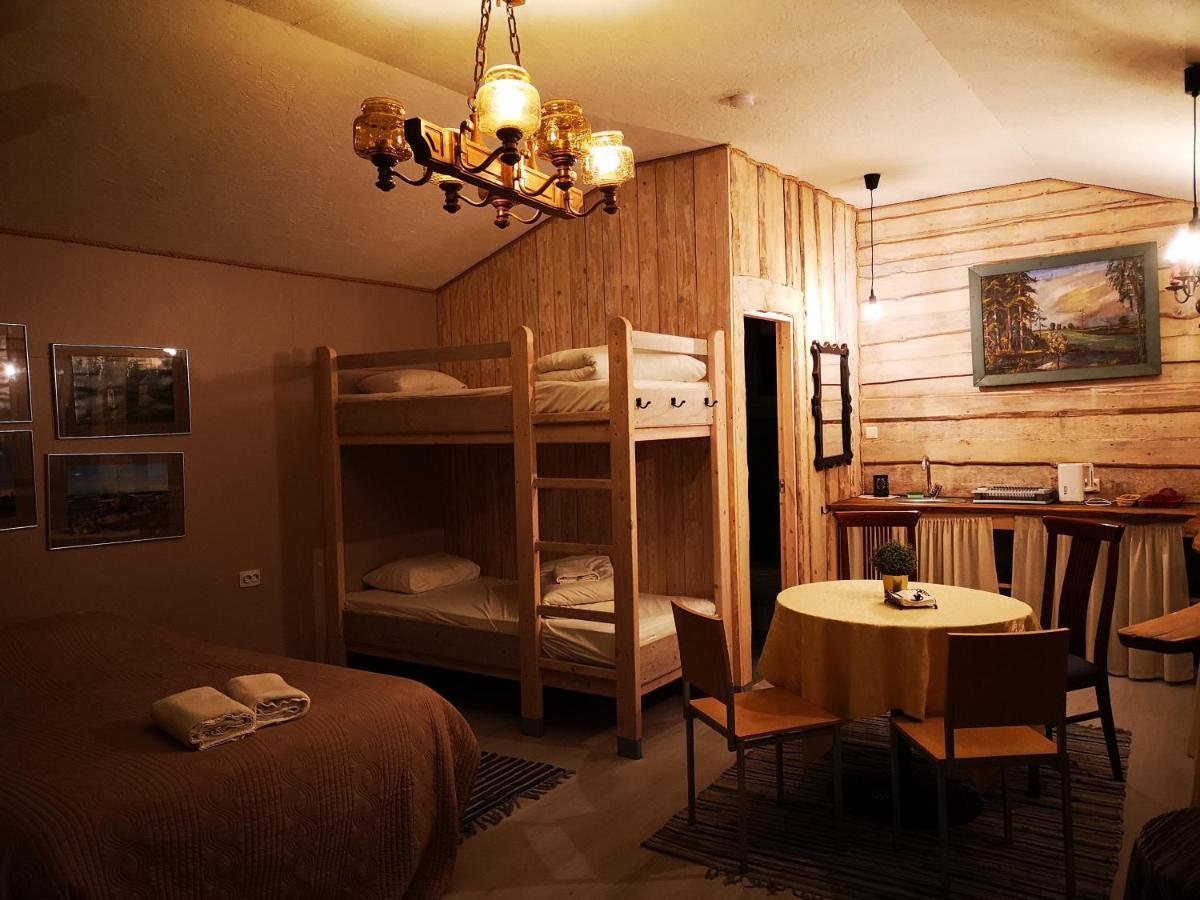 Viesu Nams Vecmuiza Hotel Tūja Exterior foto